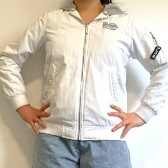 white bomber jacket - Picture 1 of 2